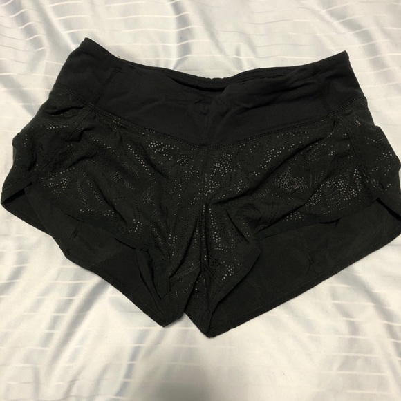 lululemon athletica Pants - Lululemon shorts with liner